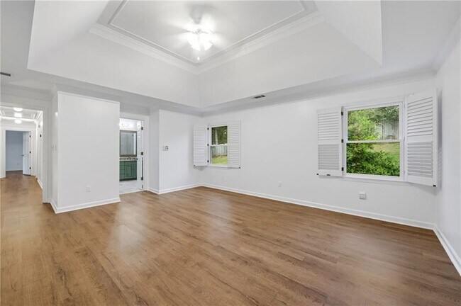 Building Photo - 1809 Shelburne Ridge
