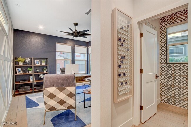 Building Photo - 3209 Vittoria Ave