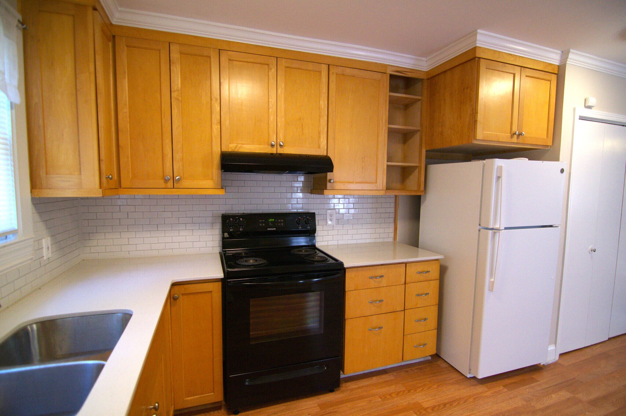 Building Photo - 524 S Confederate Ave