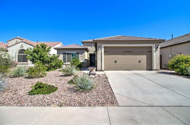 Building Photo - 6570 W Sonoma Way