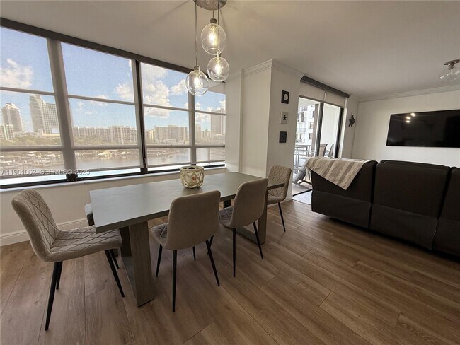 Building Photo - 500 Three Islands Boulevard