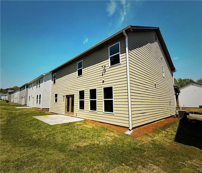 Building Photo - 7348 Rocklin Ln