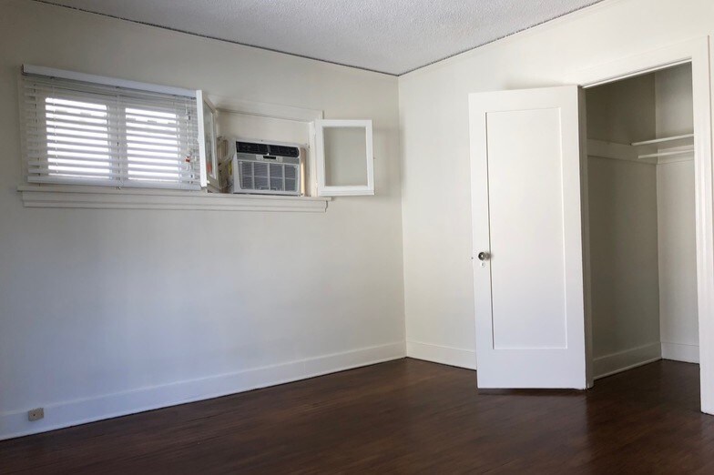 Bedroom - 1134 N Gardner St