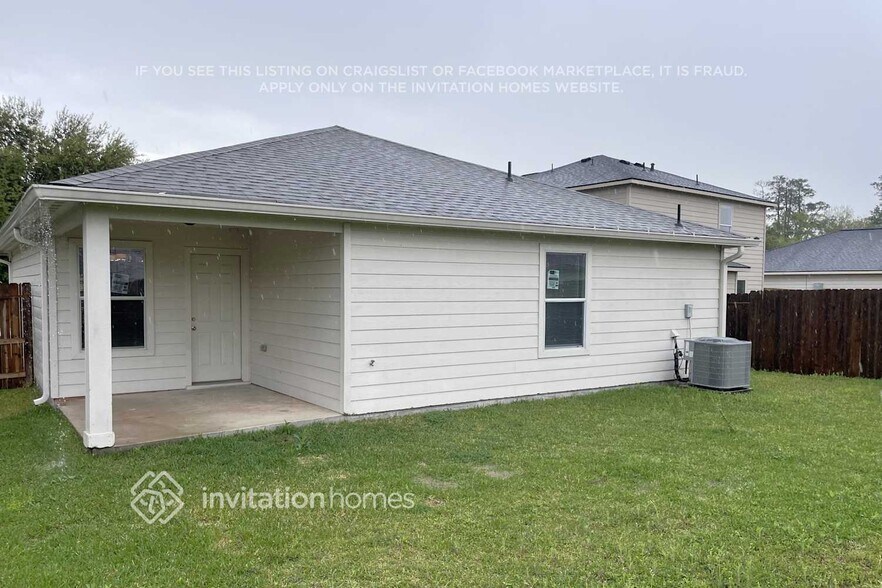 Building Photo - 29035 Village Creek Loop