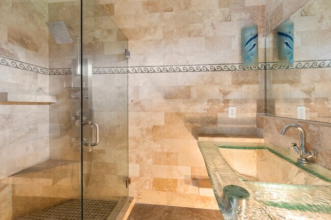 Building Photo - 9572 Stuart Ln