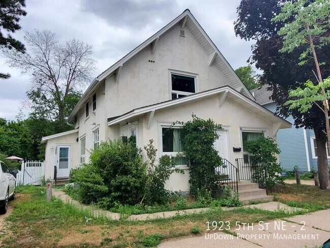Primary Photo - 1923 5th St NE