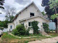 Building Photo - 1923 5th St NE