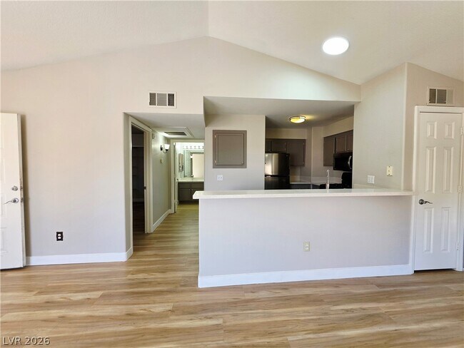 Building Photo - 2251 Wigwam Pkwy