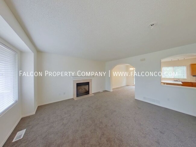 Building Photo - 4205 Vesper Ct