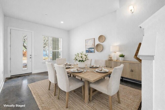 Building Photo - 8922 Menchaca Rd