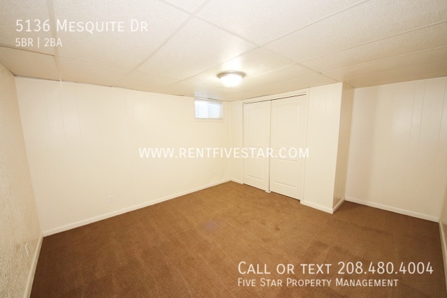 Building Photo - 5136 Mesquite Dr