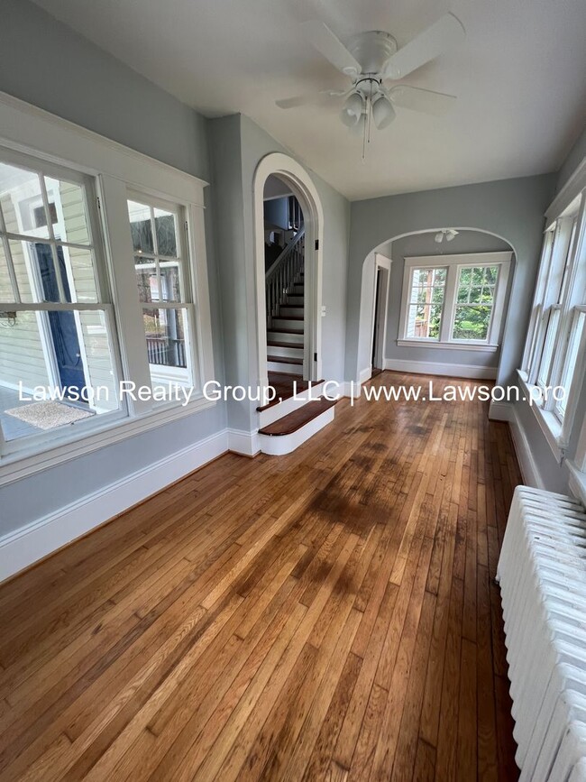 Building Photo - Gorgeous, Updated Historic Home In Old Sou...