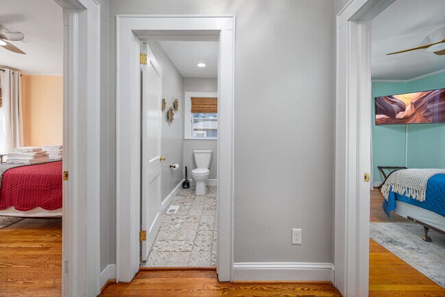Building Photo - 211 Hargrove St