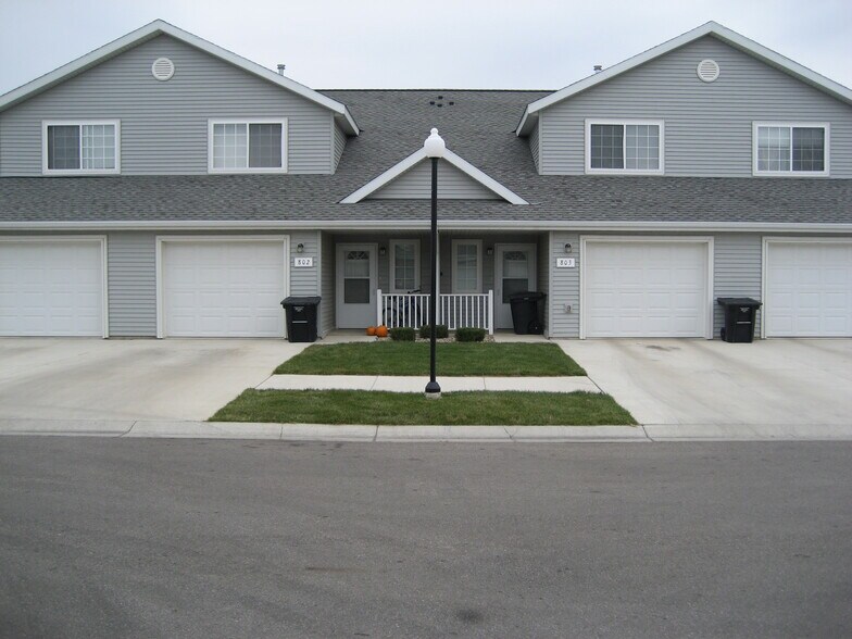 Building Photo - Paris Park Townhomes