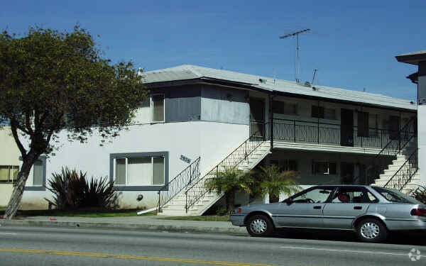 Building Photo - 3626 Motor Ave