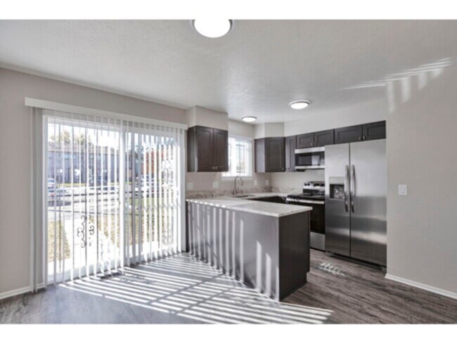 Building Photo - 790 S Patton Ct