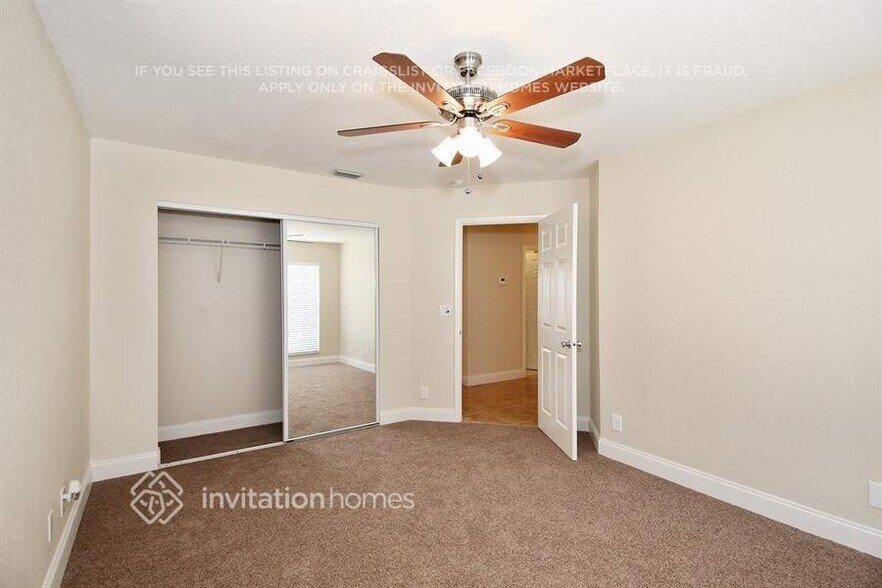 Building Photo - 12132 Quilting Ln