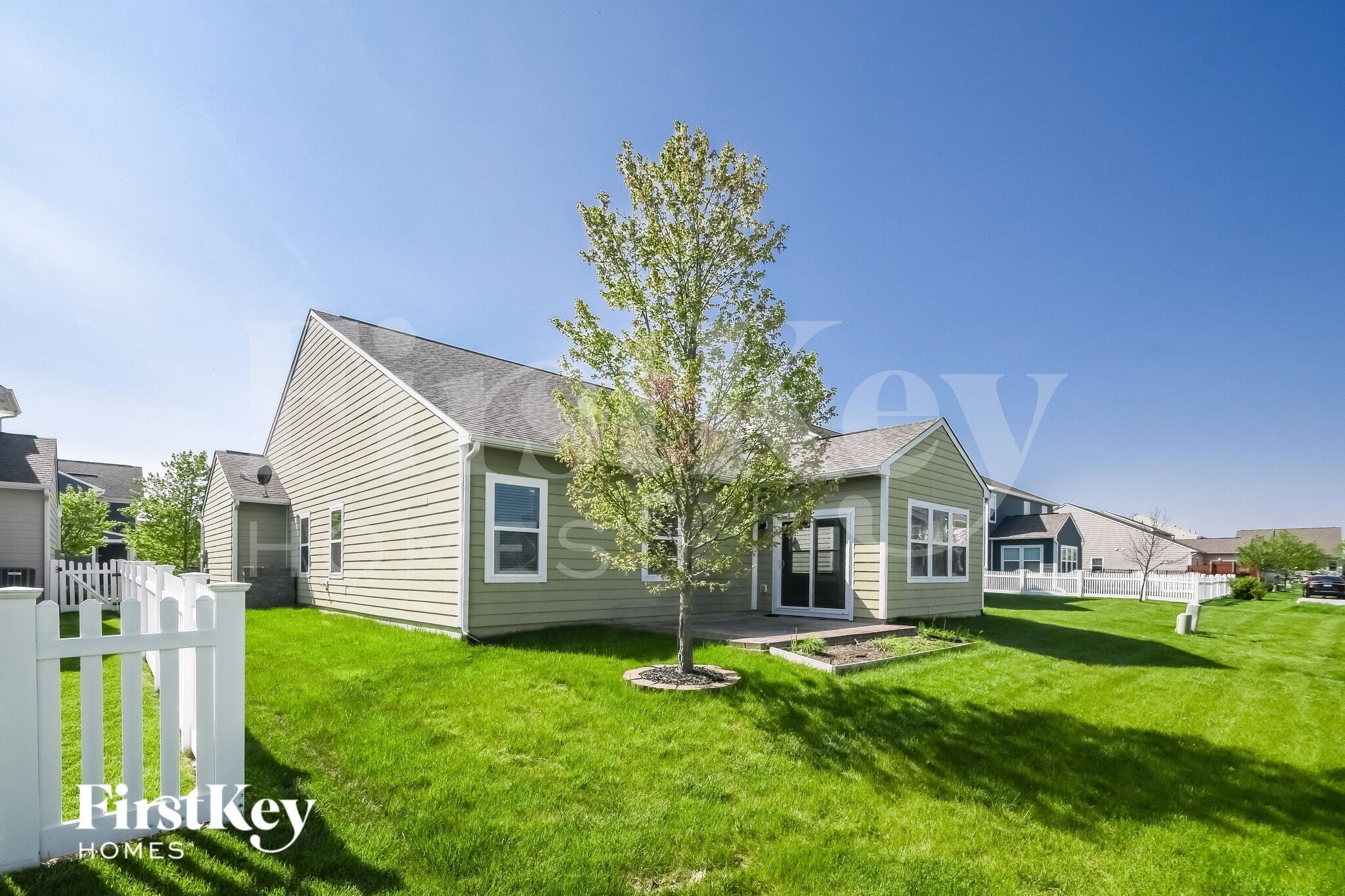 Building Photo - 5887 Aldridge Dr