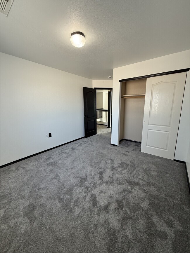 Building Photo - 3157 Diego Aidan Dr