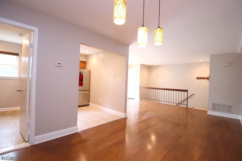 Building Photo - 1410 Normandy Ct