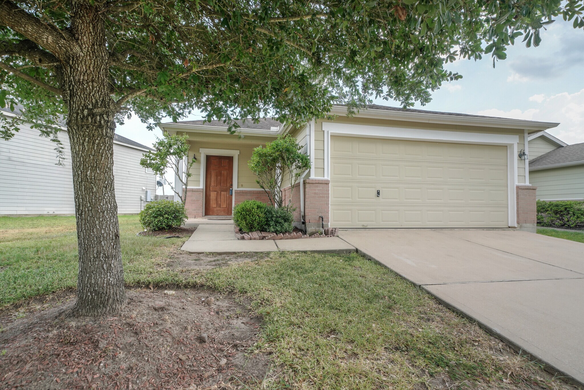 20727 Cypress Crescent Lane - 20727 Cypress Crescent Ln