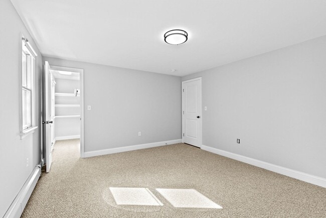 Building Photo - 22 Broad Oak Way