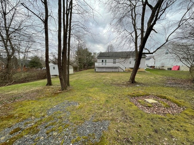 Building Photo - Coming soon! Cozy 3 Bedroom Near the Water!