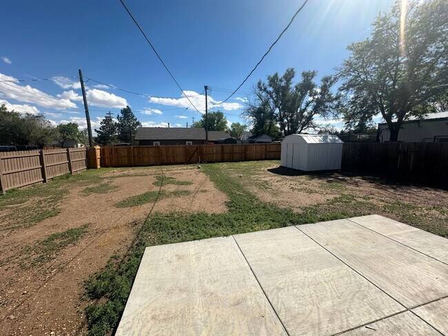 Building Photo - 3 Bedroom Single Family Home in Greeley
