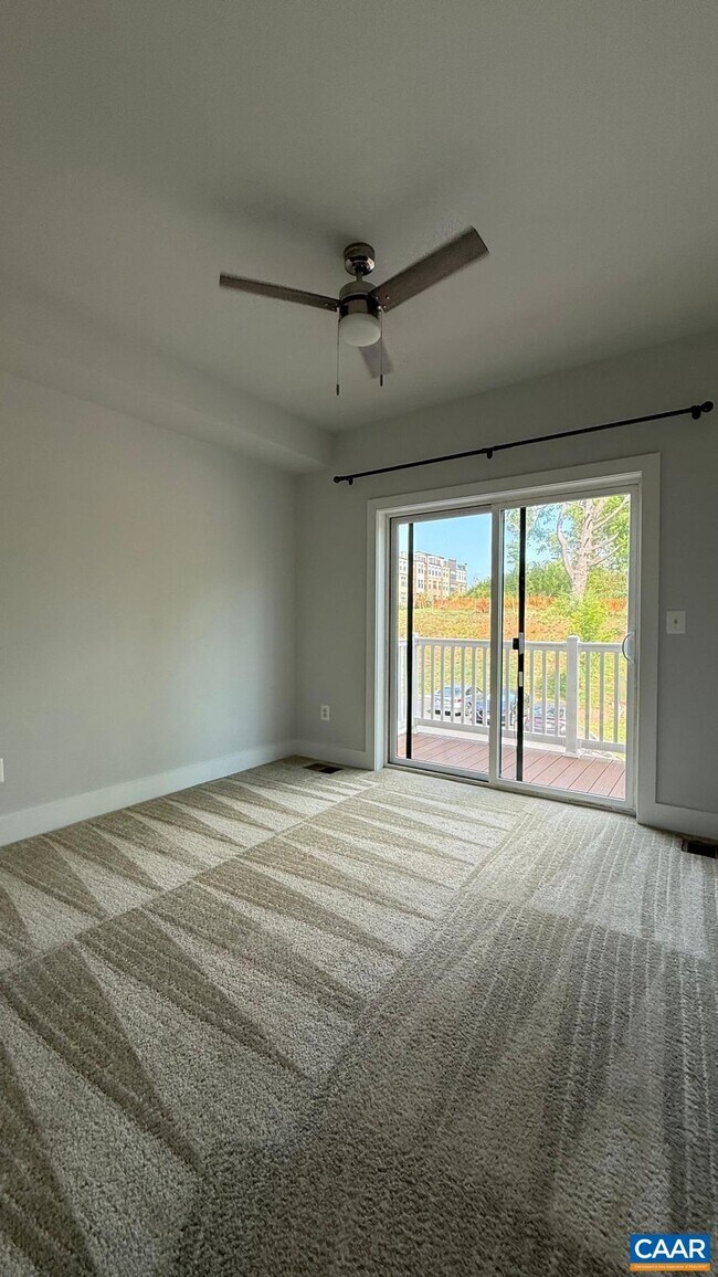 Building Photo - 608 Noush Ct