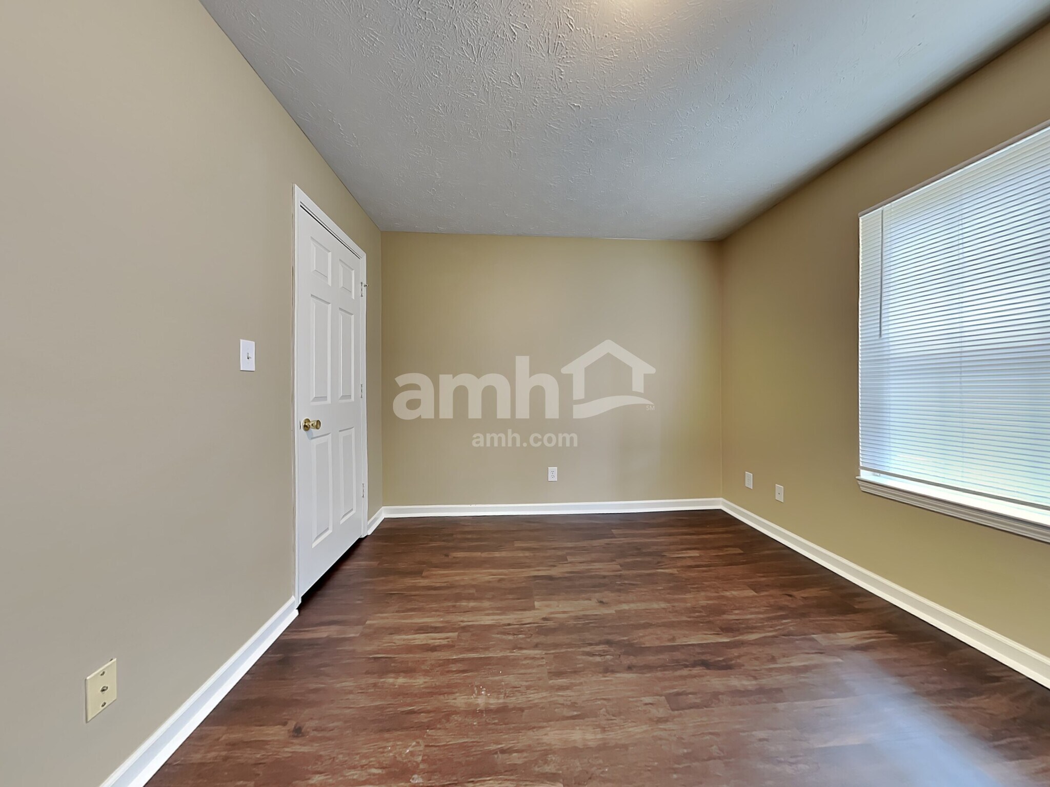 Building Photo - 2508 Monarchy Ln
