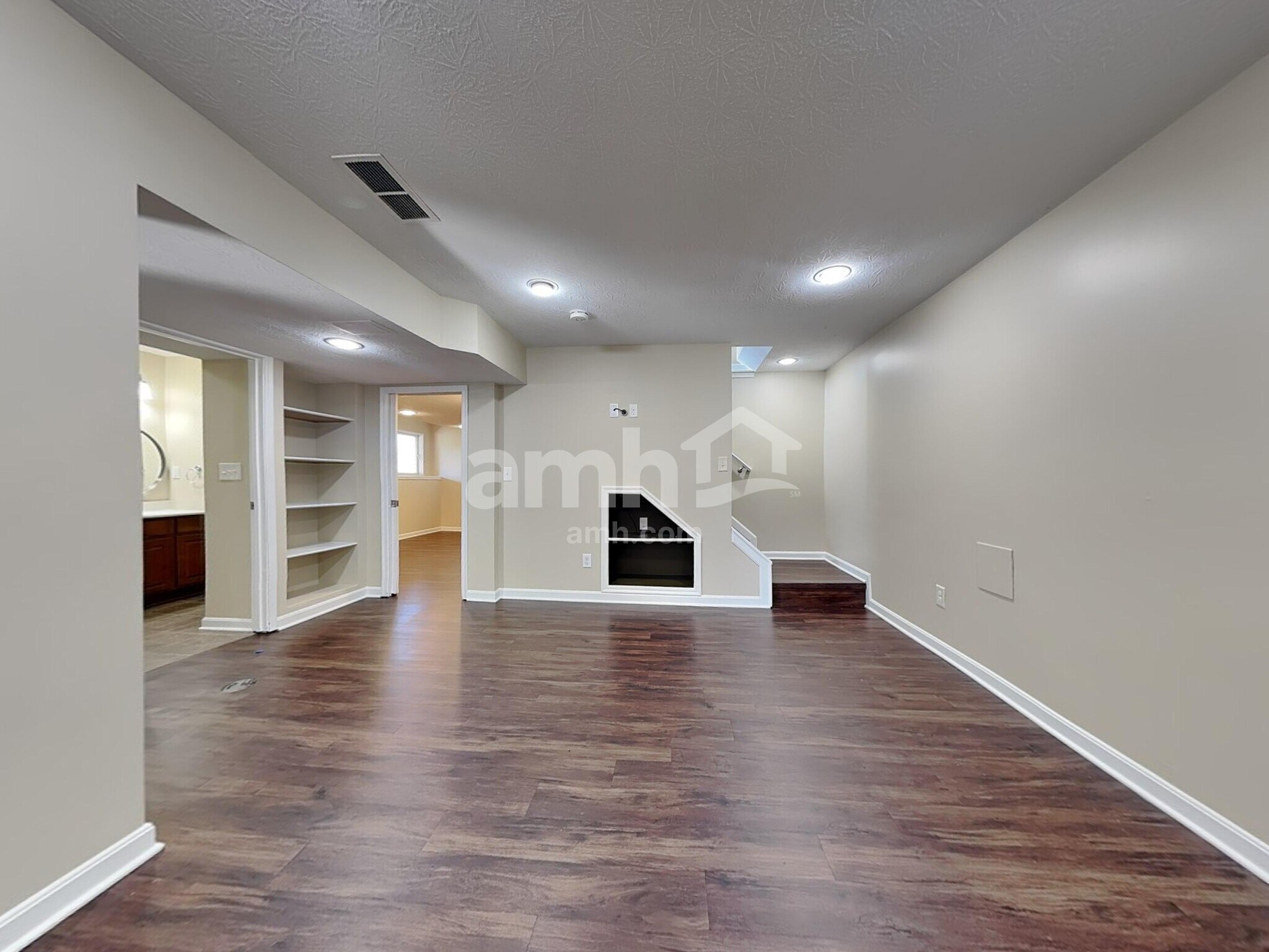 Building Photo - 7207 Rachaels Run