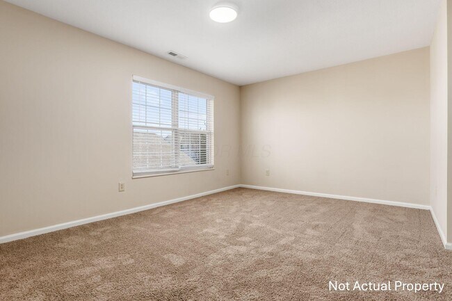 Building Photo - 4981 Stratford Pine Ln
