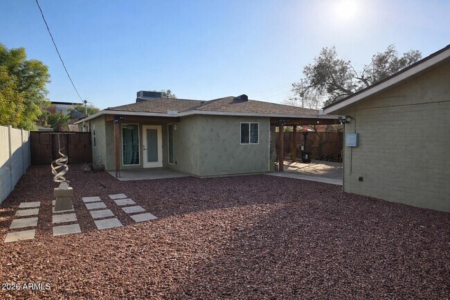 Building Photo - 174 W Highland Ave