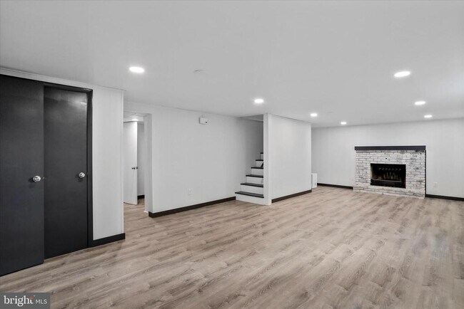 Building Photo - 140 Williamson Ave