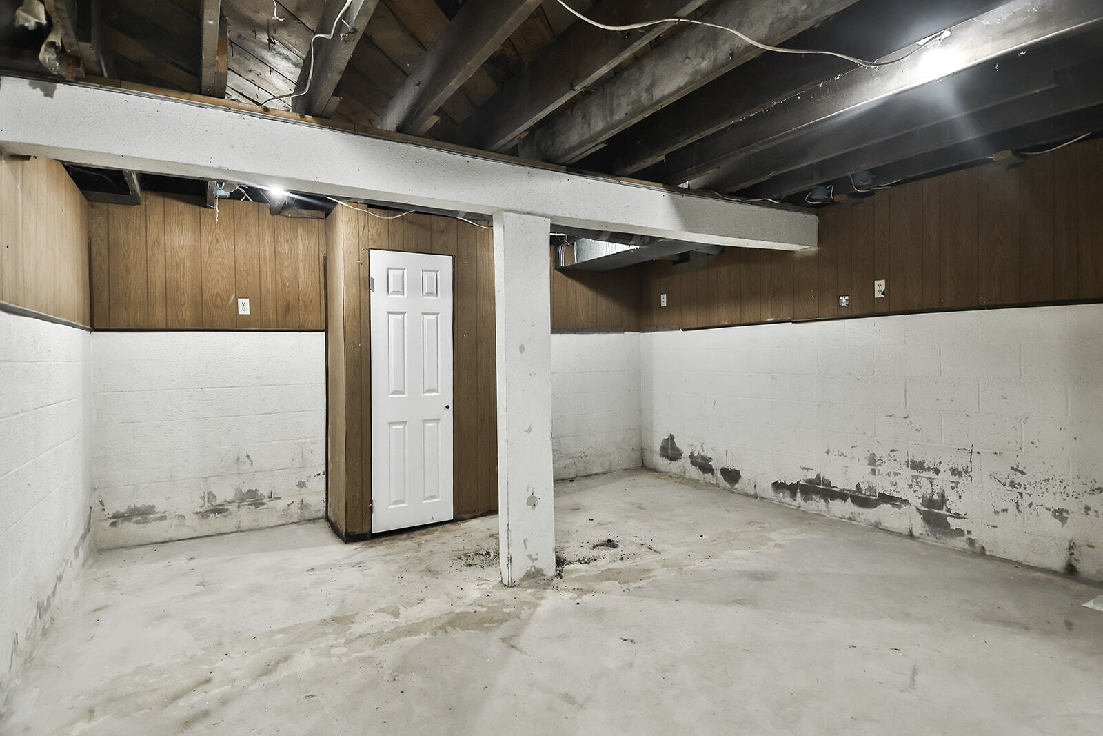 Building Photo - 230 Winona Dr