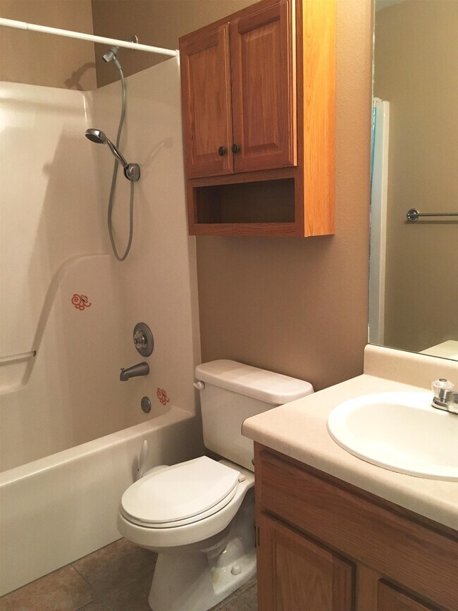 Building Photo - 6670 Cutter Ct