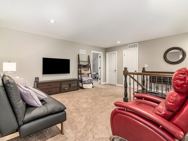 Building Photo - 1635 Castle Lawn Ct