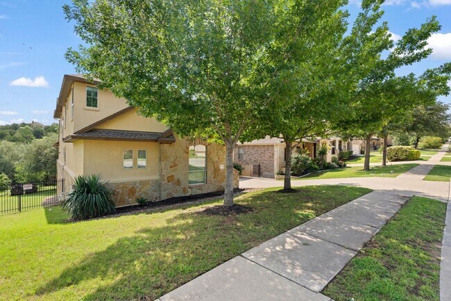 Building Photo - 21824 Agarito Ln