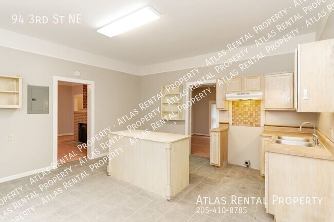 Building Photo - 94 3rd St NE