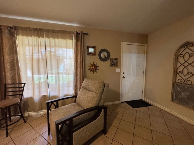 Building Photo - *2BR 2BA Furnished Condominium Riverfront with Dock, Private Beach