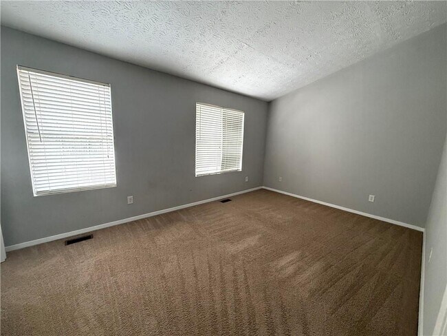 Building Photo - 805 Wedgewood Way