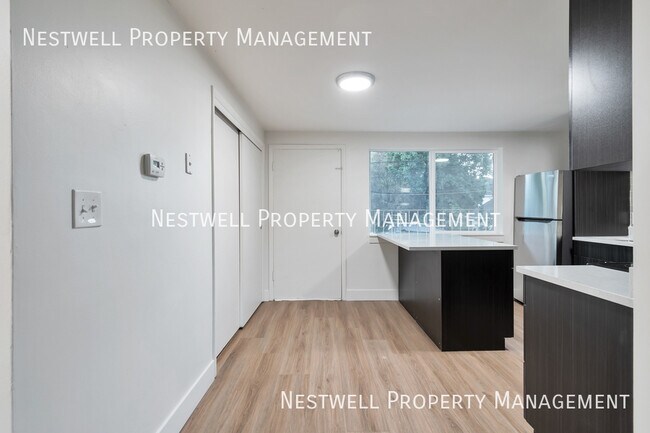 Building Photo - 356 S 1200 E