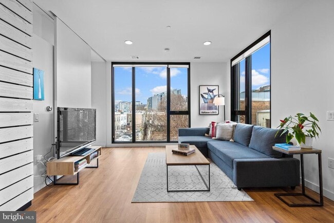 Building Photo - 57 N St NW