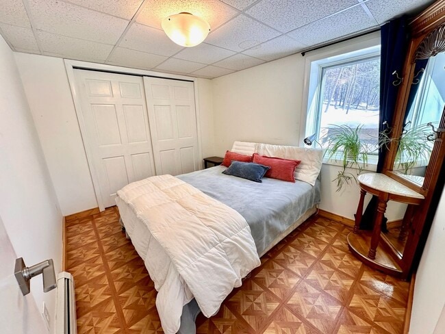 Building Photo - Bright & Airy Home Near Brettun’s Pond – Scenic Views & Modern Comfort