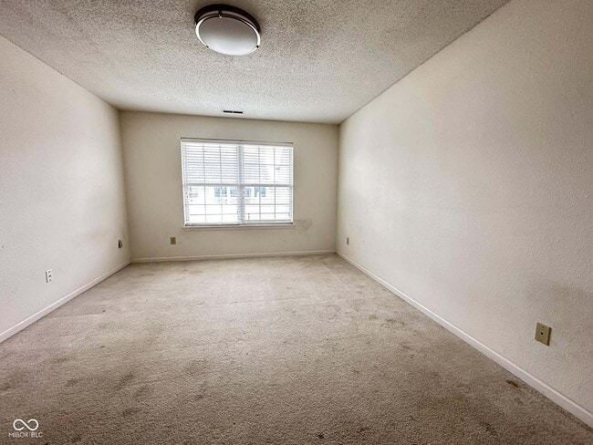 Building Photo - 1453 Quinlan Ct