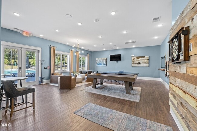 Building Photo - 115 Swain St