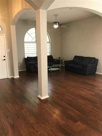 Building Photo - 8410 Stoneview Dr