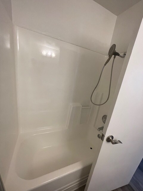 Building Photo - 318 Champlin Ave