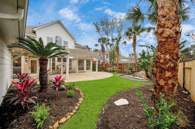 Building Photo - 8119 Meadow Vista Dr