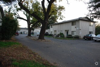 Building Photo - 1505 West 3rd Street (K)